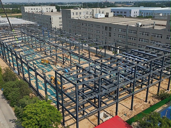 蔚蓝钢结构丨郑州德惠福钢结构厂房建造案例 蔚蓝钢结构丨郑州德惠福钢结构厂房建造案例