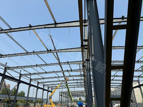 蔚蓝钢结构丨郑州德惠福钢结构厂房建造案例 蔚蓝钢结构丨郑州德惠福钢结构厂房建造案例