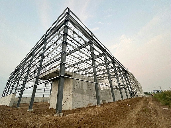 蔚蓝钢结构丨信阳威士清钢结构厂房建造案例 蔚蓝钢结构丨信阳威士清钢结构厂房建造案例