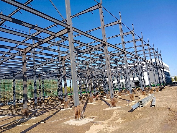 吊车梁安装精度如何确定?钢结构厂房施工中的重点与难点解析 吊车梁安装精度如何确定?钢结构厂房施工中的重点与难点解析