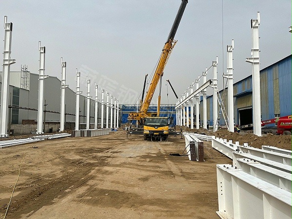 蔚蓝钢结构丨郑州普相钢结构厂房建造案例