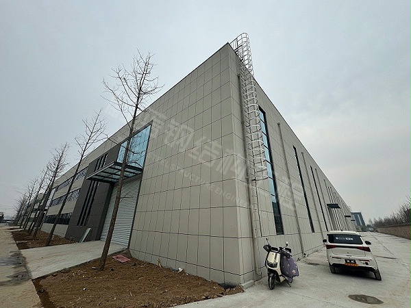 三万平钢结构厂房造价解析：高荷载、大跨度的成本构成