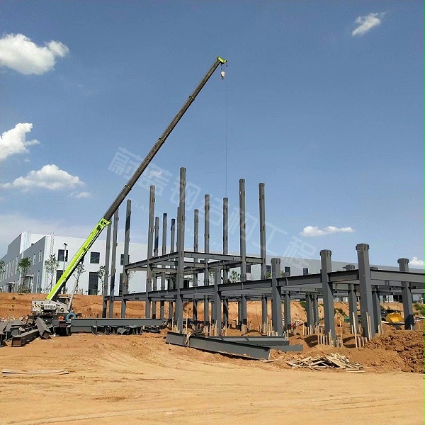 钢结构工业厂房施工